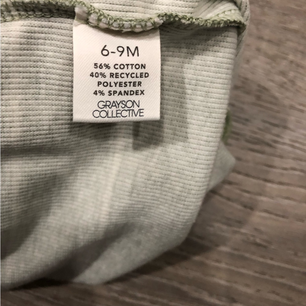 Greyson Collective. Ribbed striped short sleeve bodysuit.Green/white.6-9months. - Picture 5 of 5